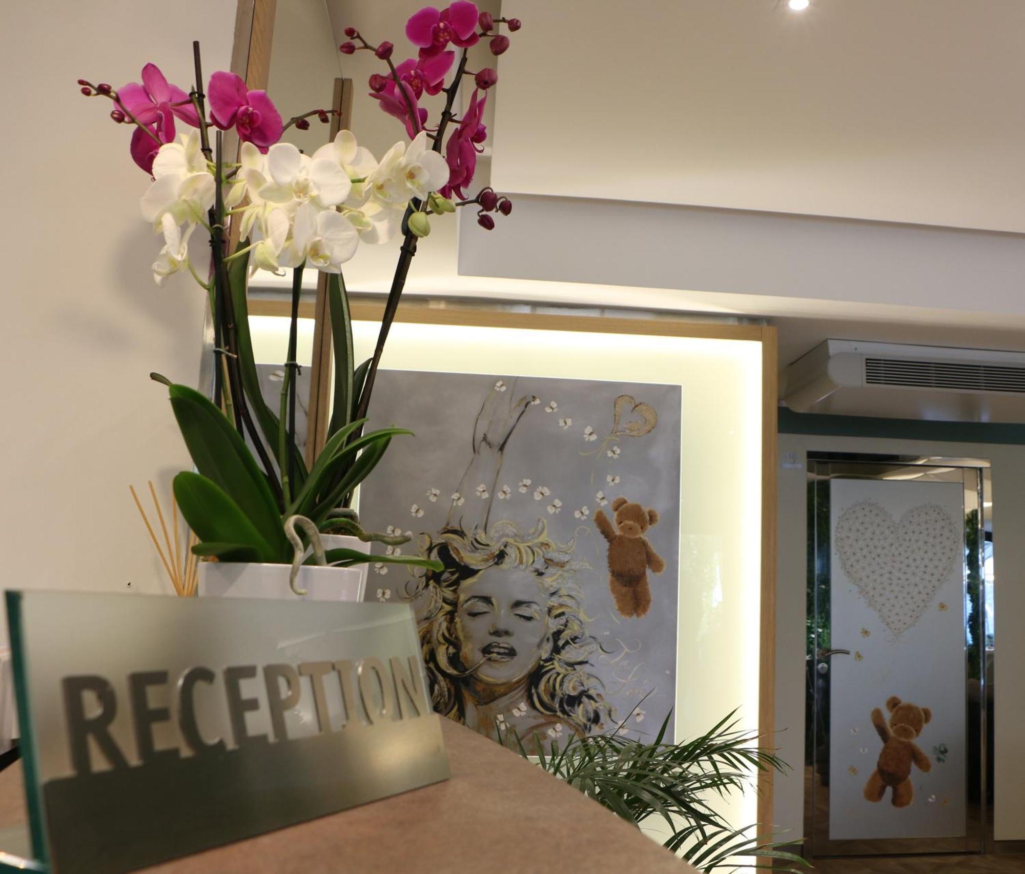 Hotel Victoria Cannes Eksteriør bilde